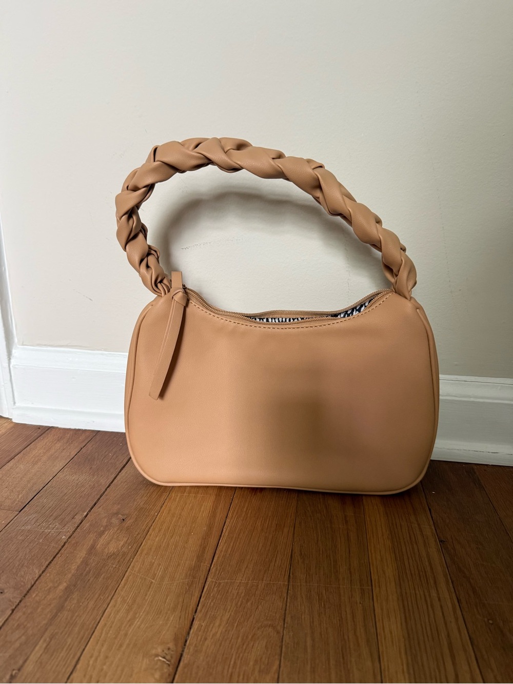 Amazon Tan Braided-Handle Shoulder Bag